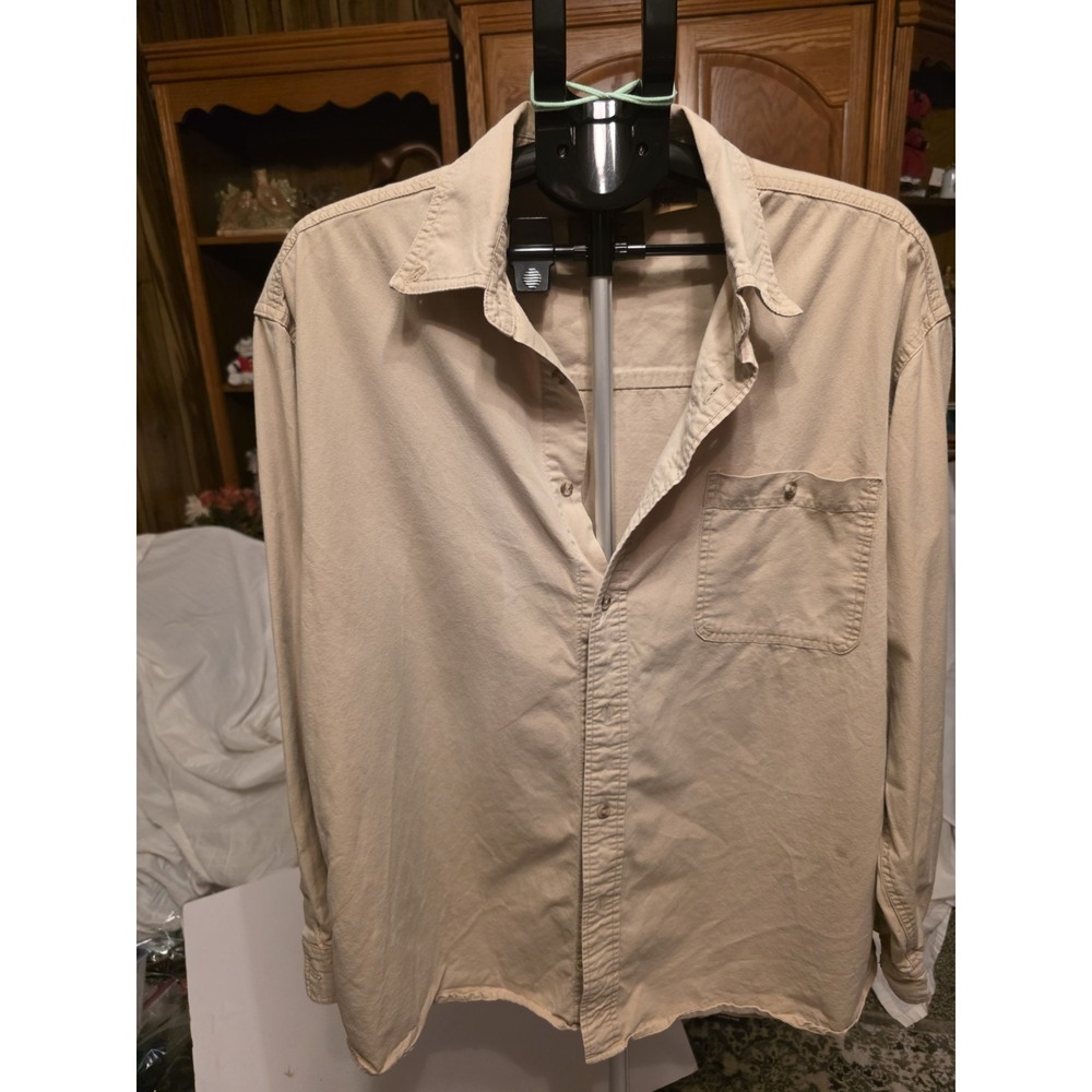 Rugged Earth Outfitters Size XL. There Seems To Be A Stain Or Defect In...